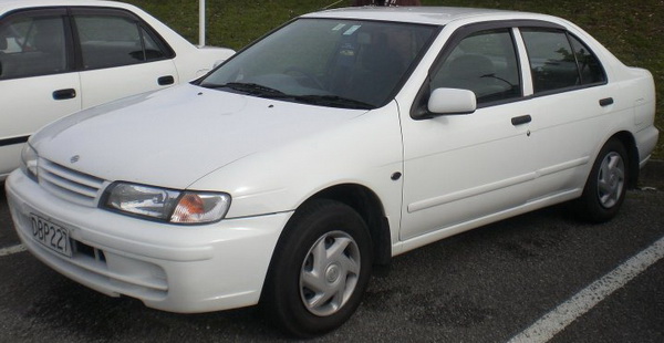 Nissan pulsar 2000